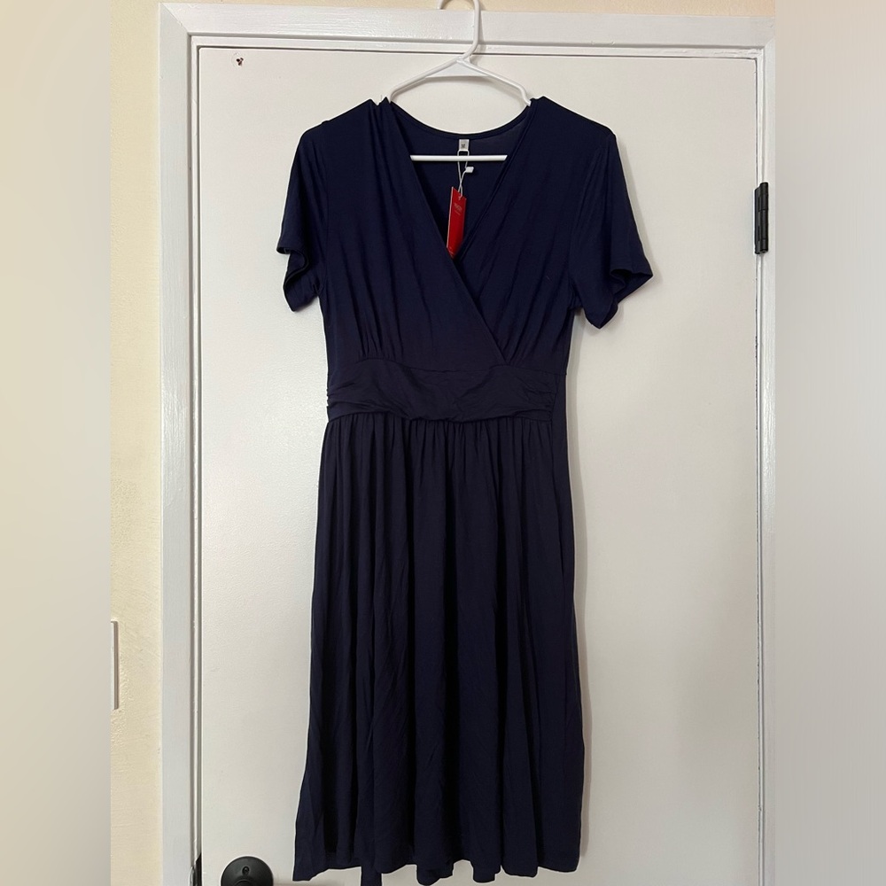 WEACZZY Women's Short Sleeve Casual Dresses V-Neck Dress with Pockets